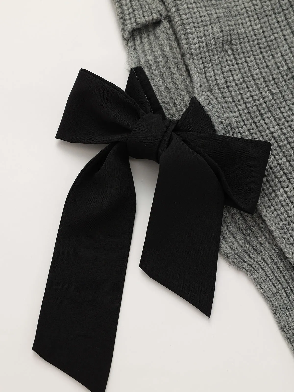 Wool Blend Mock Neck Bow Detail Cable Knit Vest sold by COMMENSE product image thumbnail 5