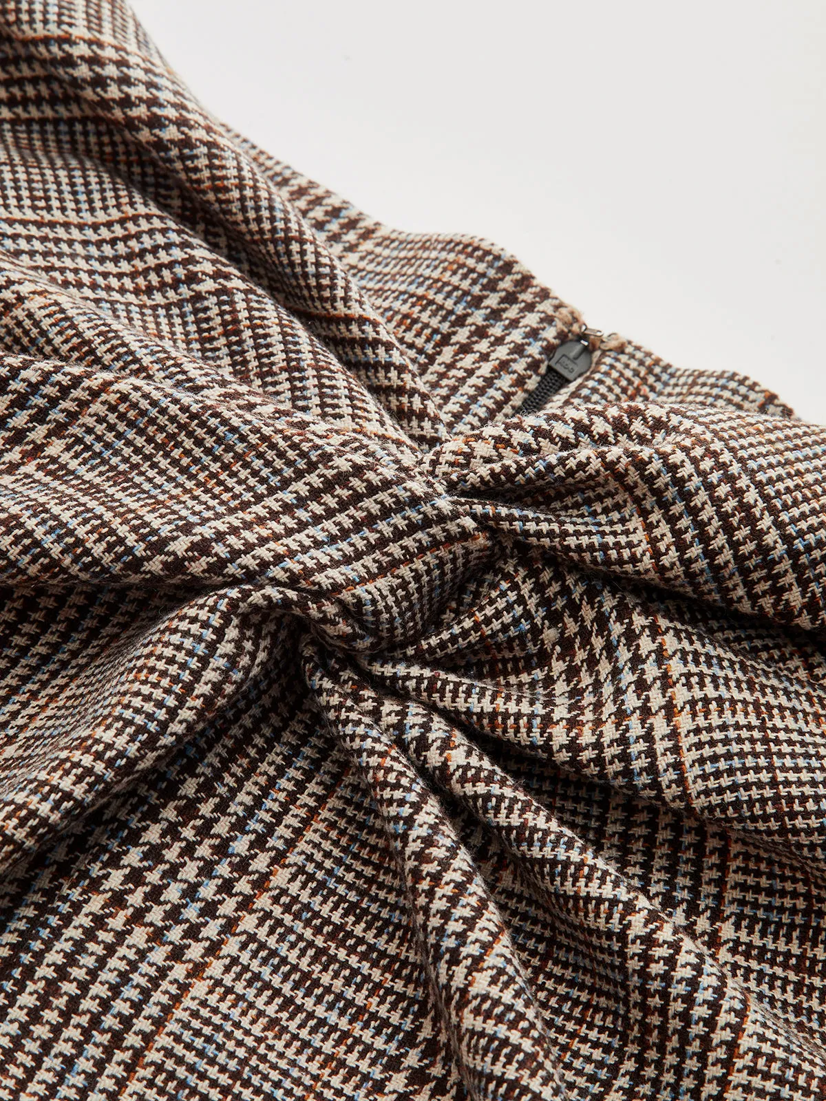 Knot-Front Slit Houndstooth Tweed Midi Skirt sold by COMMENSE product image thumbnail 3