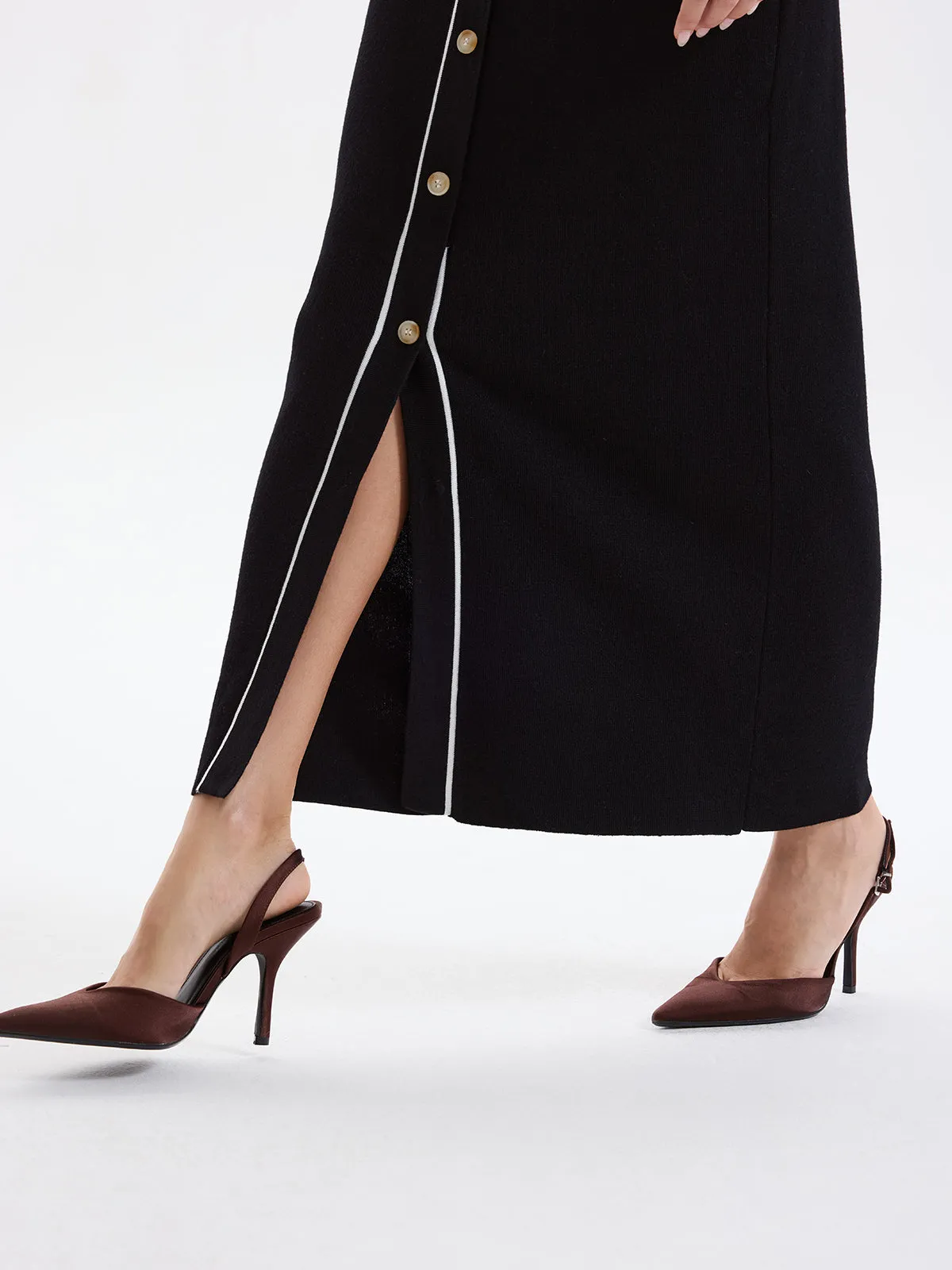 Contrast-Trim Button-Front Maxi Knit Skirt sold by COMMENSE product image thumbnail 2