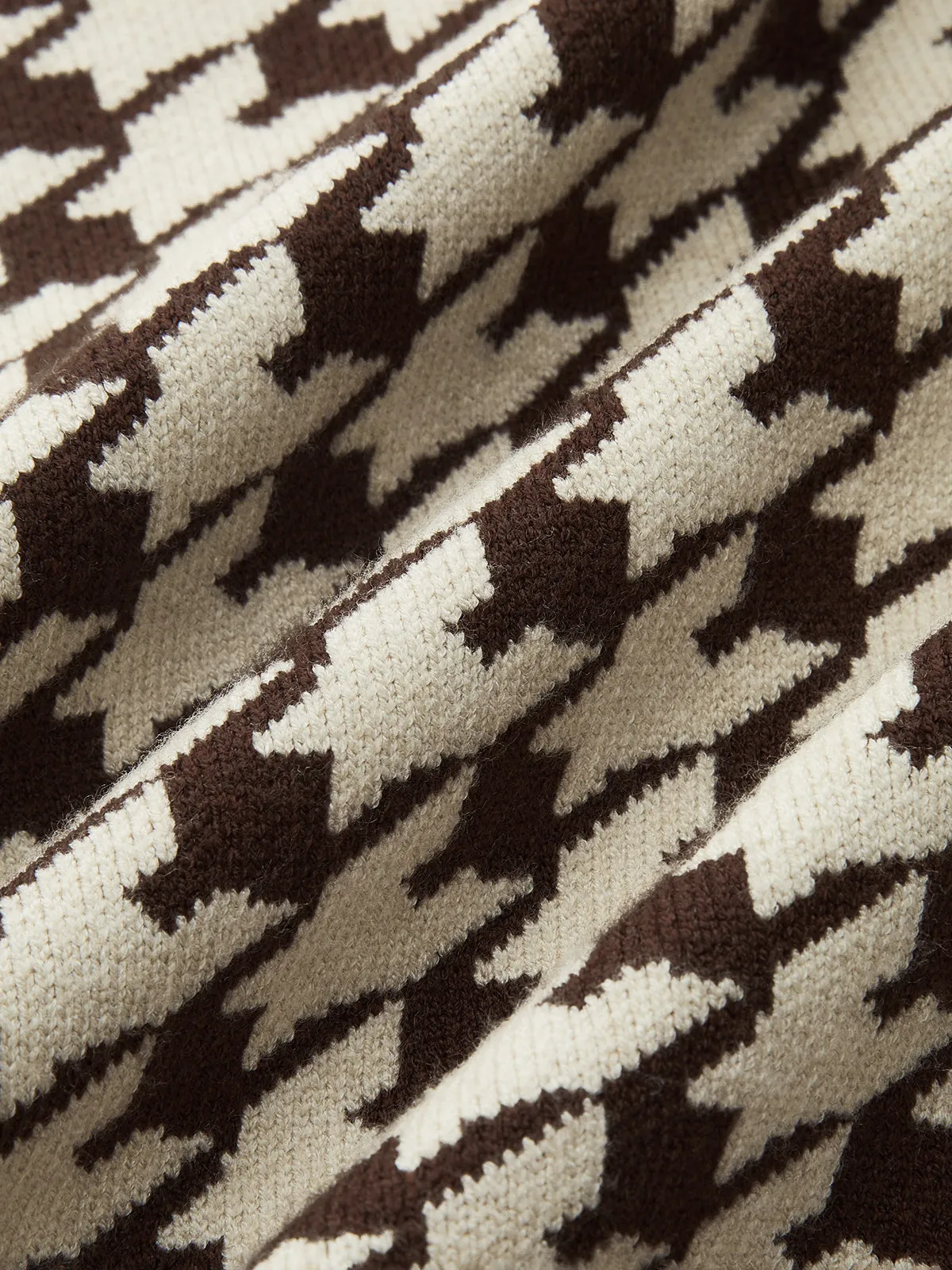 Houndstooth Puff-Sleeve Cropped Knit Cardigan sold by COMMENSE product image thumbnail 3