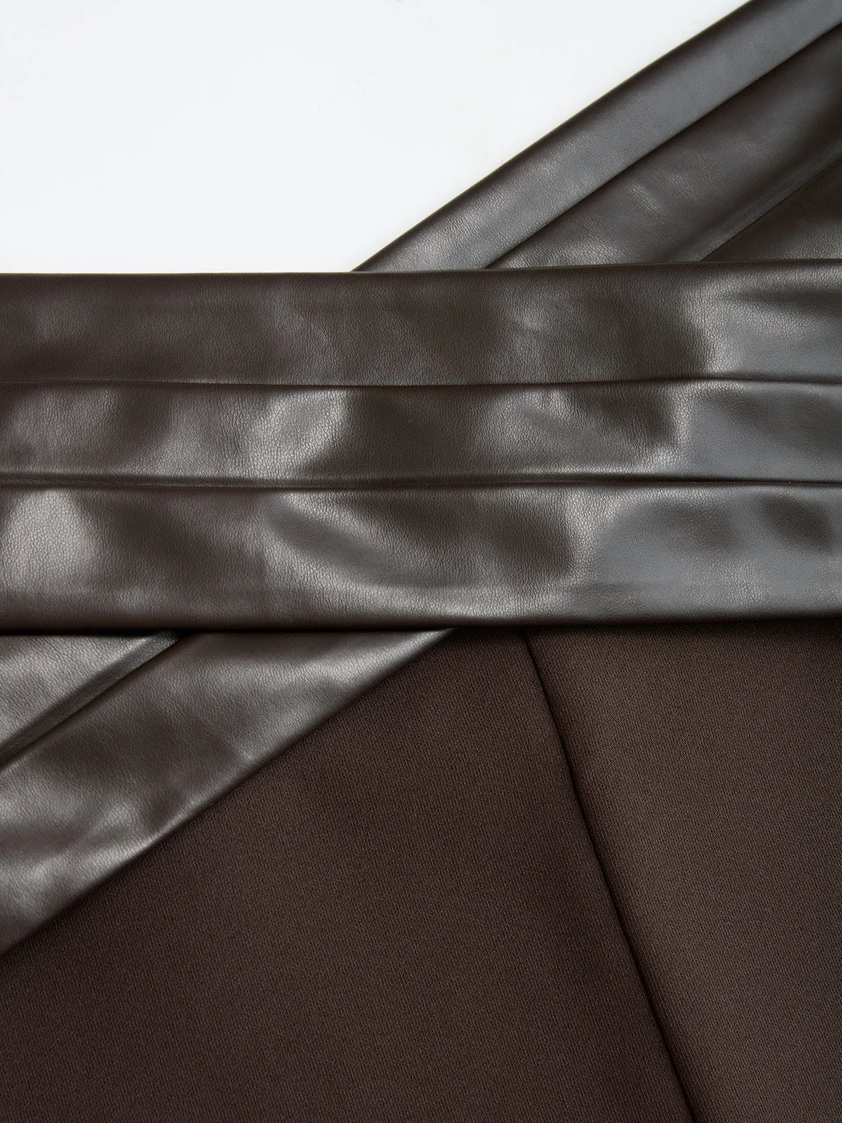 Crossed Faux Leather Waist A-Line Skirt sold by COMMENSE product image thumbnail 5