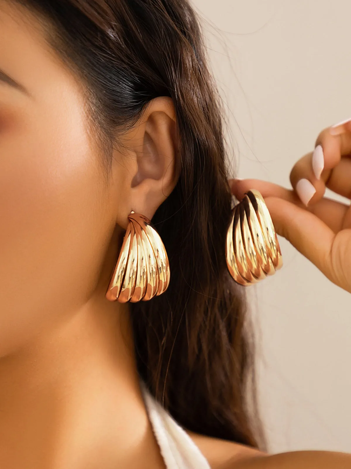 Sculpted Gold-Tone Swirl Hoop Earrings sold by COMMENSE product image thumbnail 2