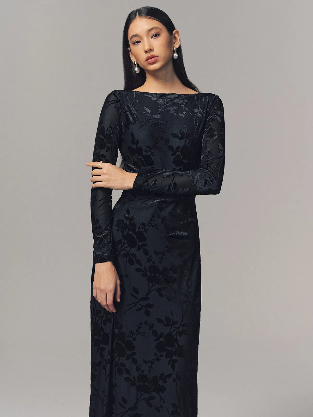 Velvet Floral Long Sleeve Backless Maxi Dress sold by COMMENSE product image thumbnail 3