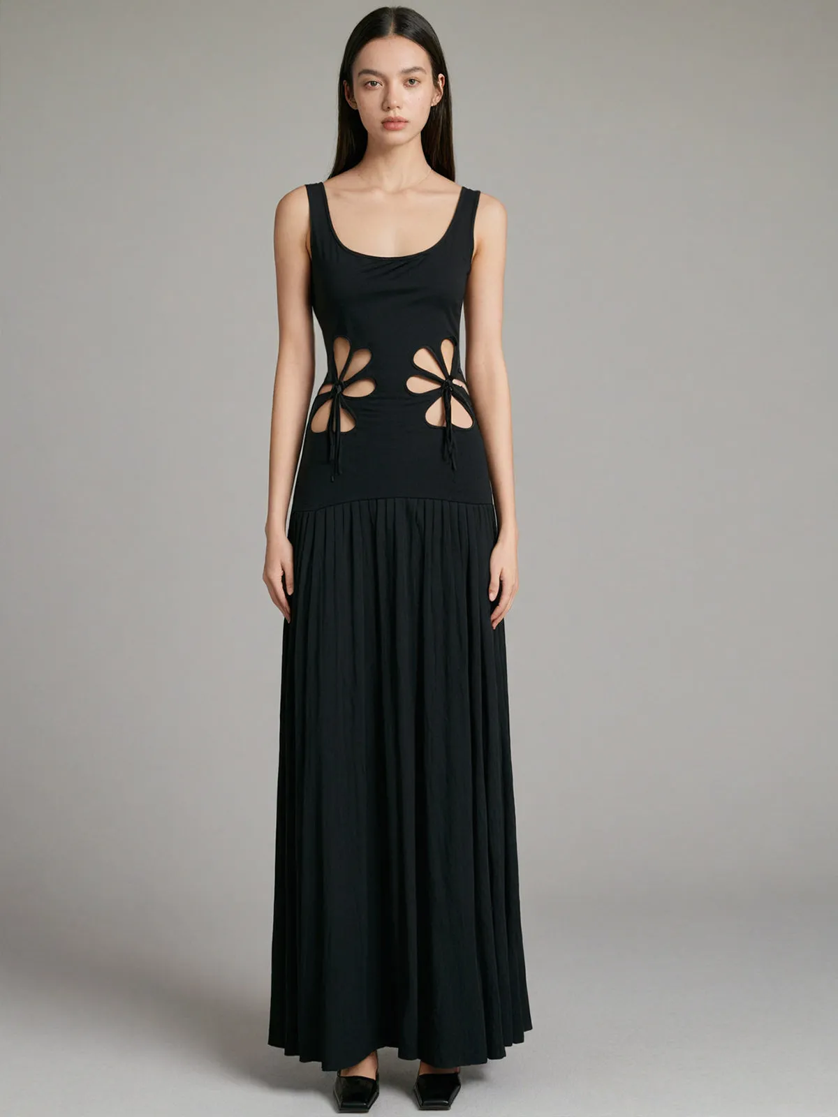 Solid Cutout Sleeveless Dress sold by COMMENSE