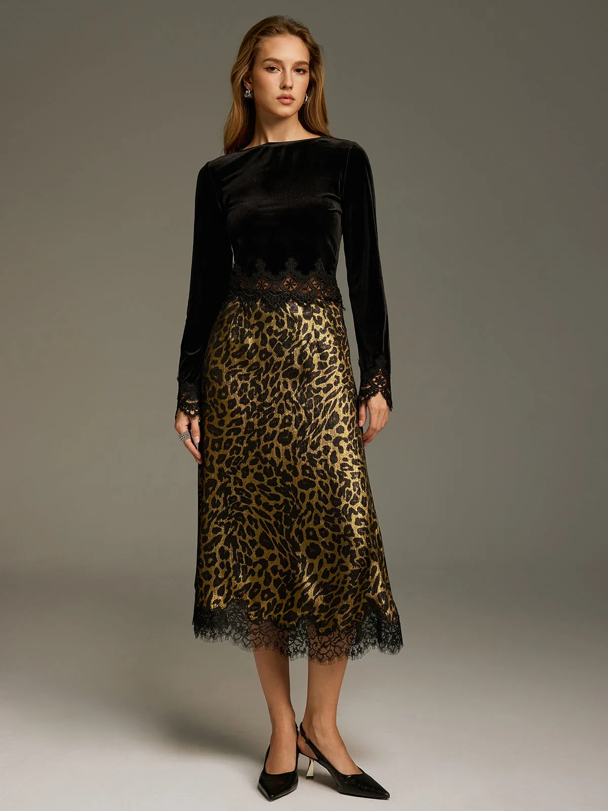 Leopard-Print Lace-Trimmed Midi Skirt sold by COMMENSE product image thumbnail 3
