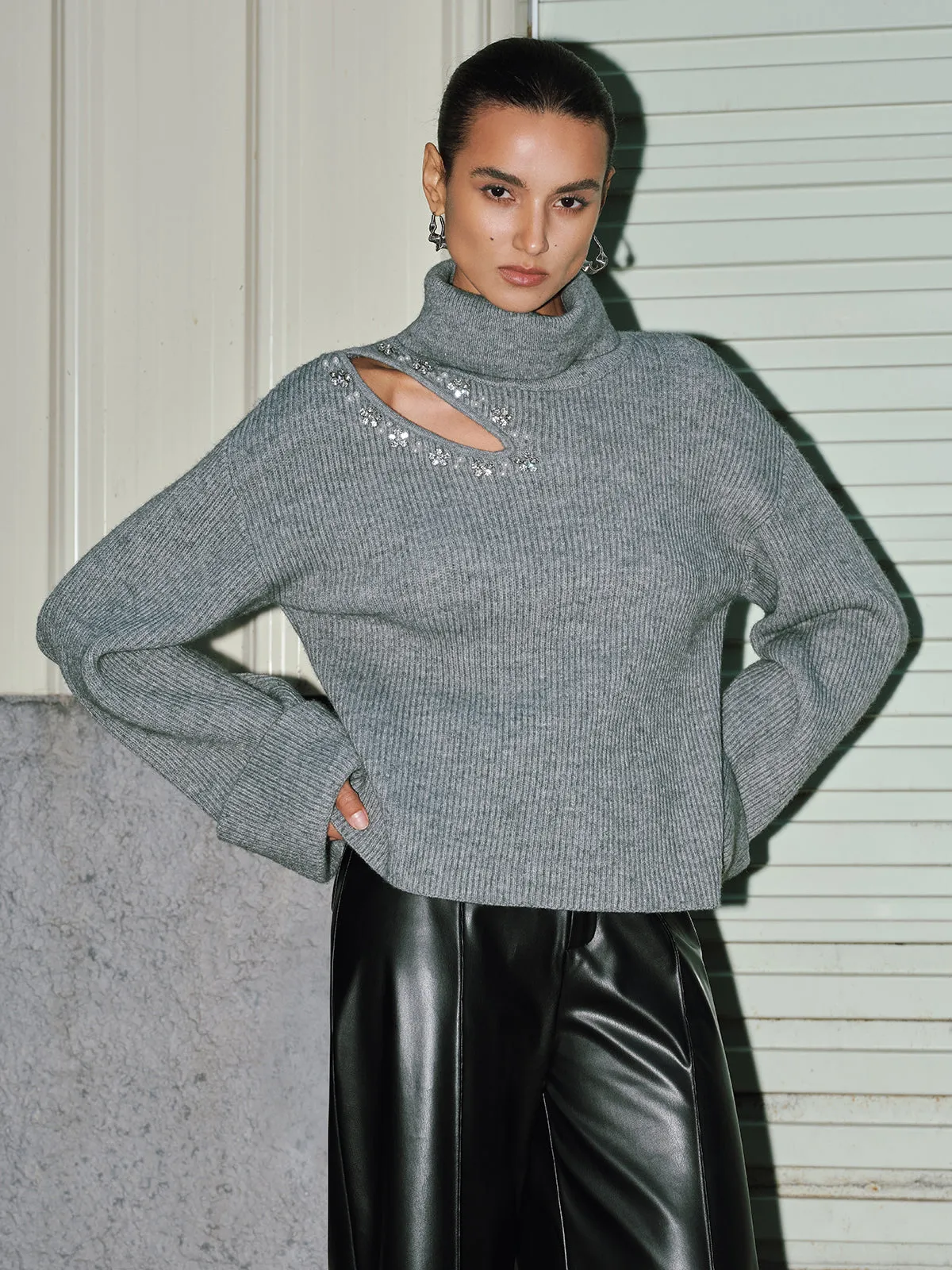 Crystal-Embellished Cut-Out Turtleneck Sweater sold by COMMENSE product image thumbnail 4
