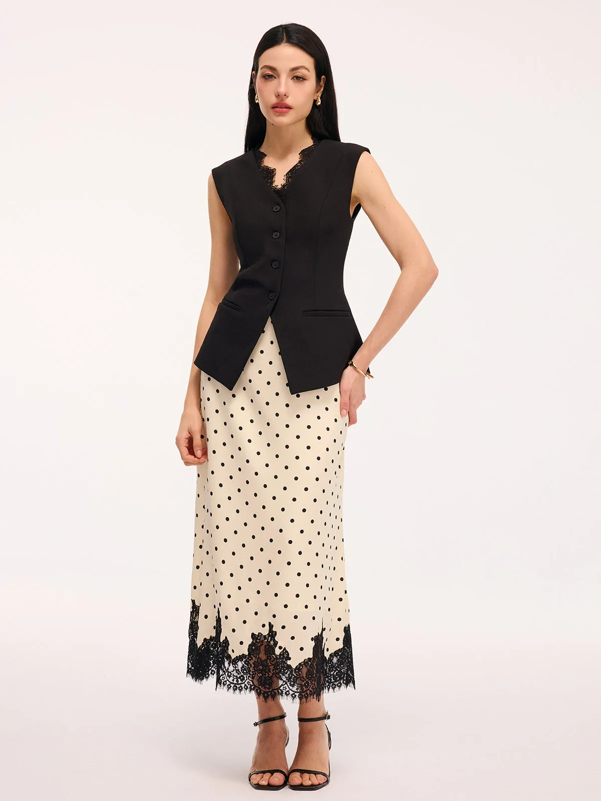 Lace Trim Sleeveless Vest sold by COMMENSE product image thumbnail 5