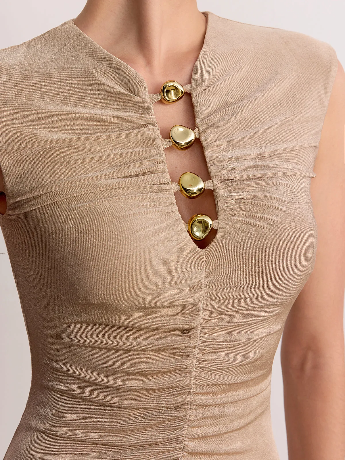 Metal Detail Sleeveless Ruched Maxi Dress sold by COMMENSE product image thumbnail 5