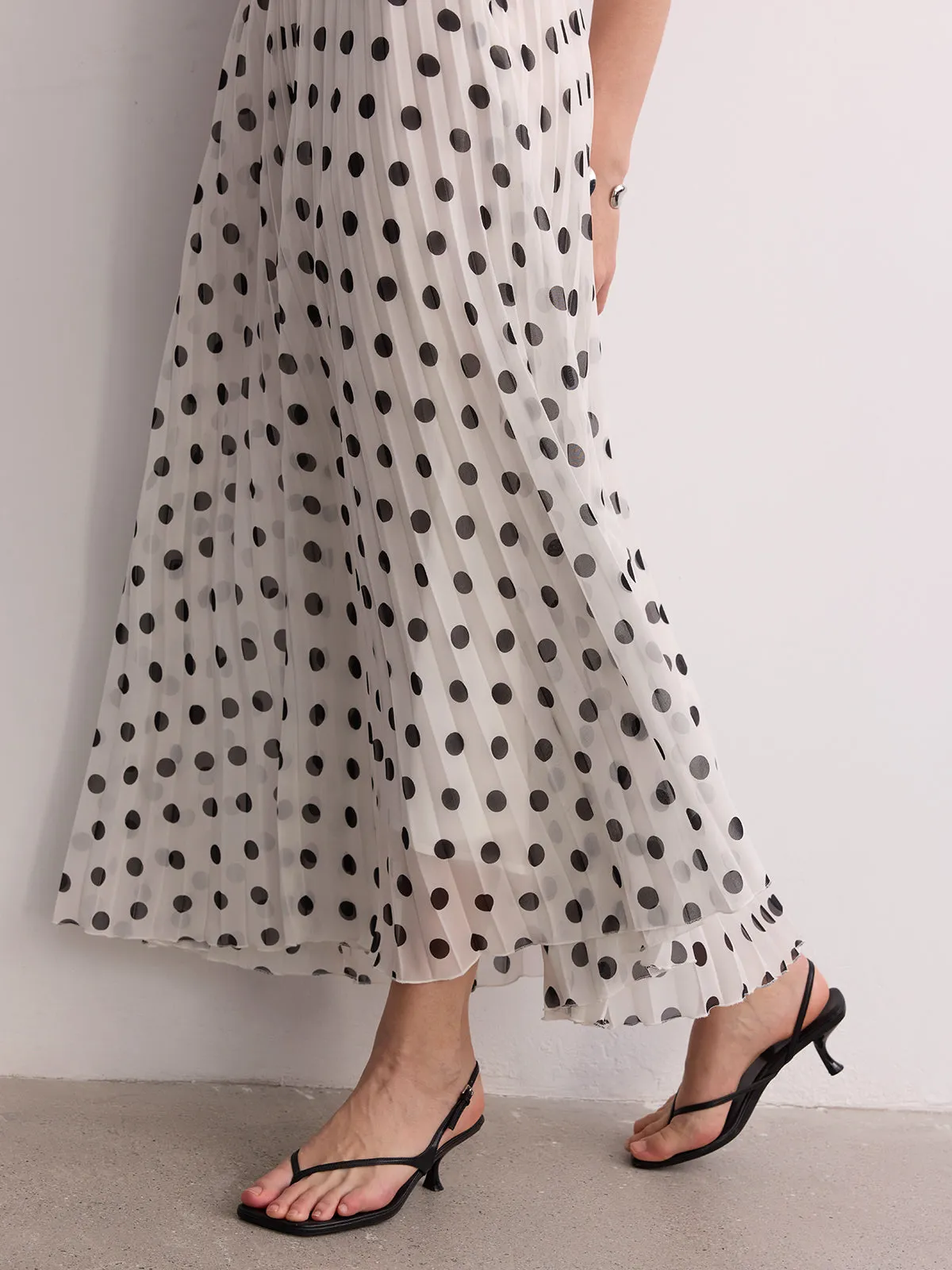 Pleated Polka Dot Maxi Skirt sold by COMMENSE product image thumbnail 4