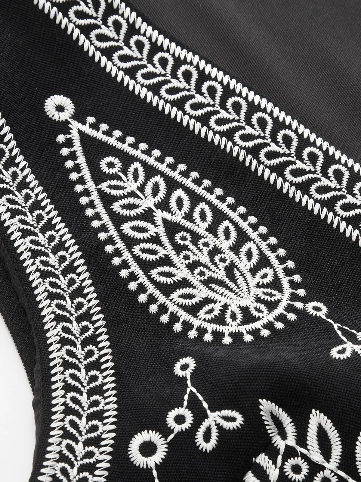 Paisley Embroidery Vest sold by COMMENSE product image thumbnail 4