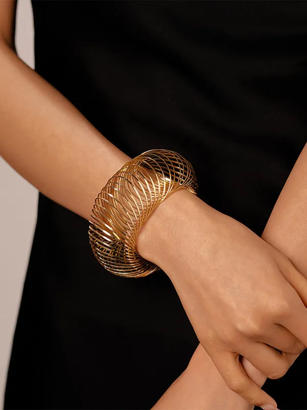 Spiral Spring Coil Cuff Bracelet made by COMMENSE