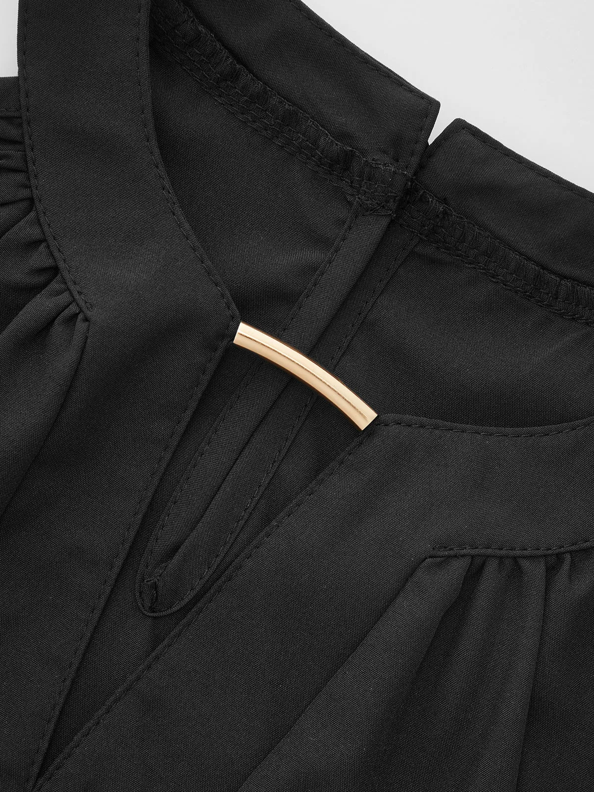 Metal Detail Keyhole Neck Sleeveless Blouse sold by COMMENSE product image thumbnail 4