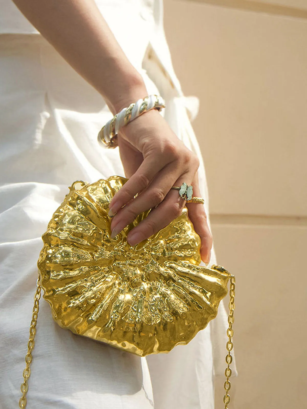 Conch Shell Shaped Clutch Bag sold by COMMENSE product image thumbnail 3