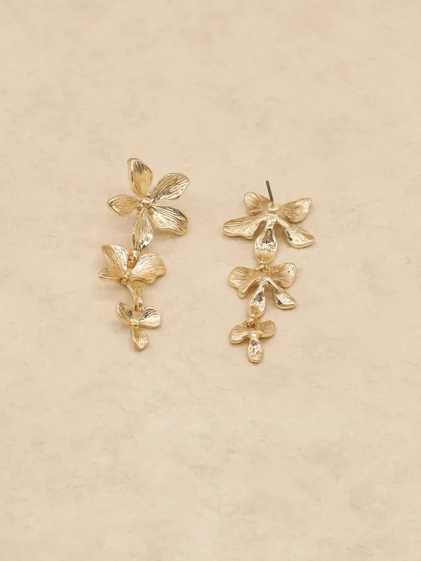 Cascading Flower Dangle Earrings made by COMMENSE