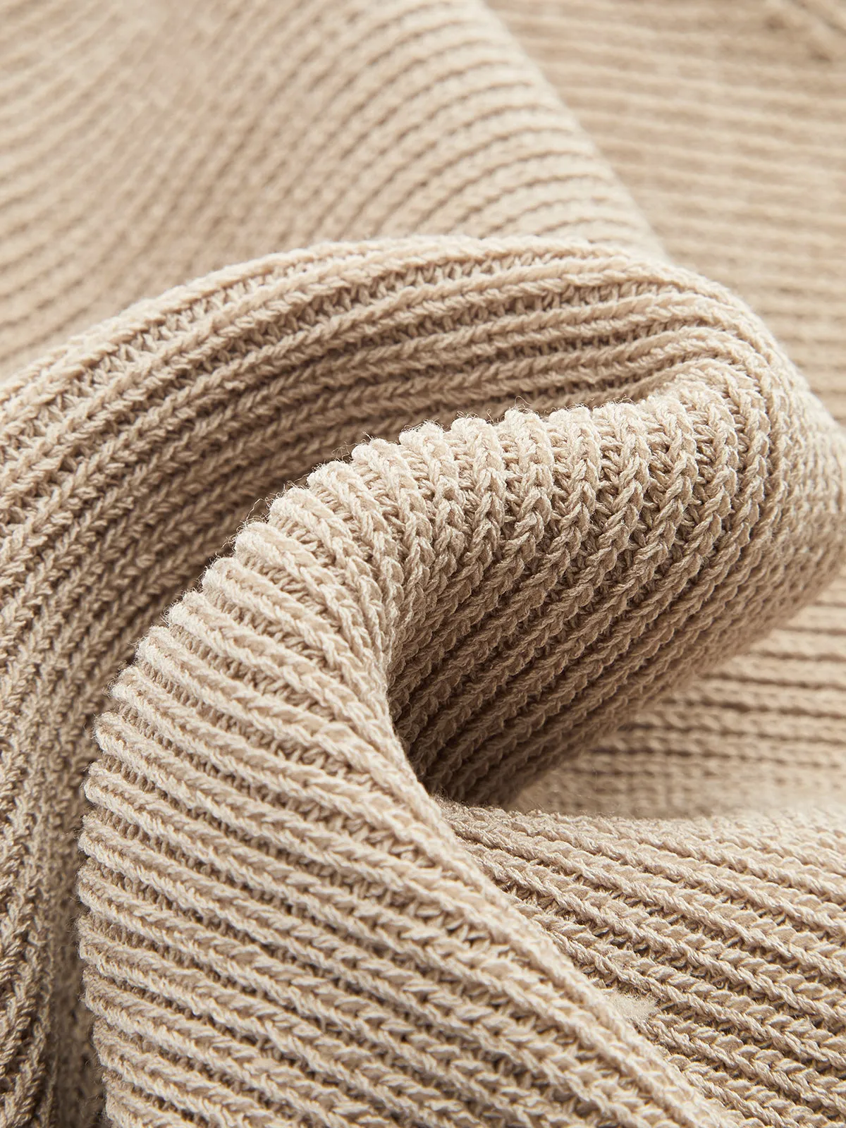 Metal Stud Embellished Knit Vest sold by COMMENSE product image thumbnail 4