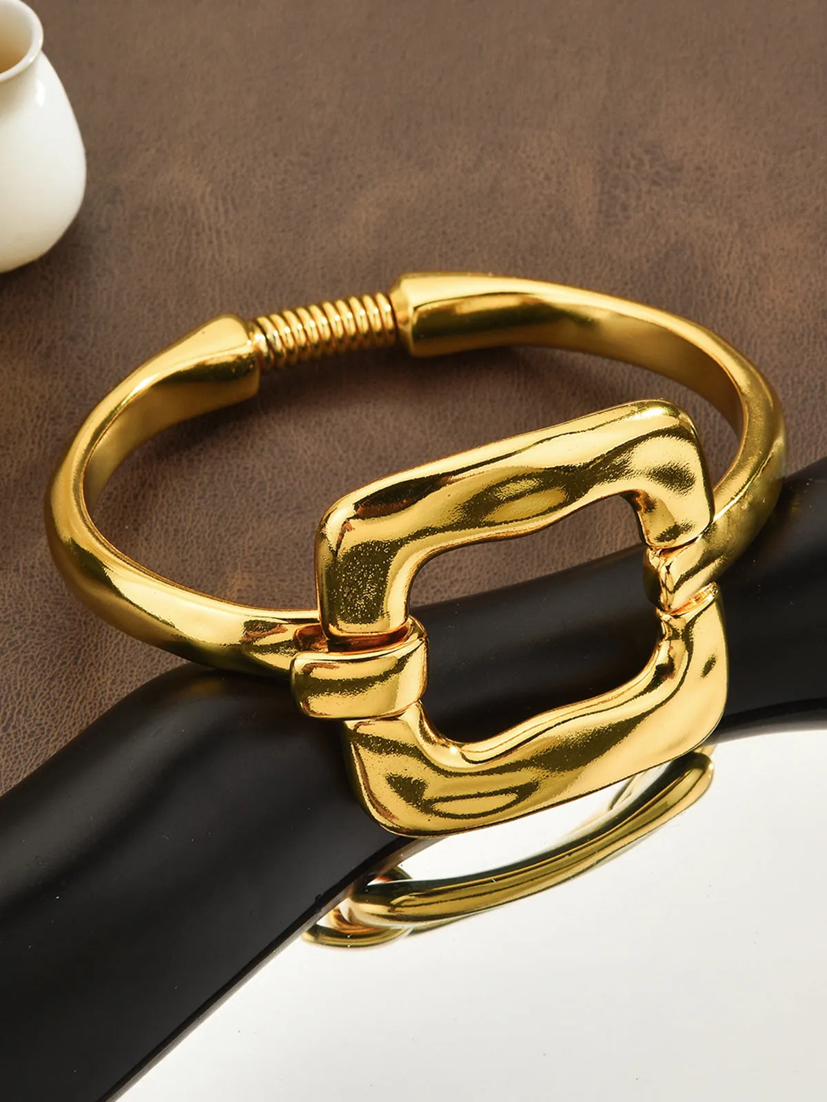 Hollow Square Spring Hinged Bangle Bracelet sold by COMMENSE product image thumbnail 3