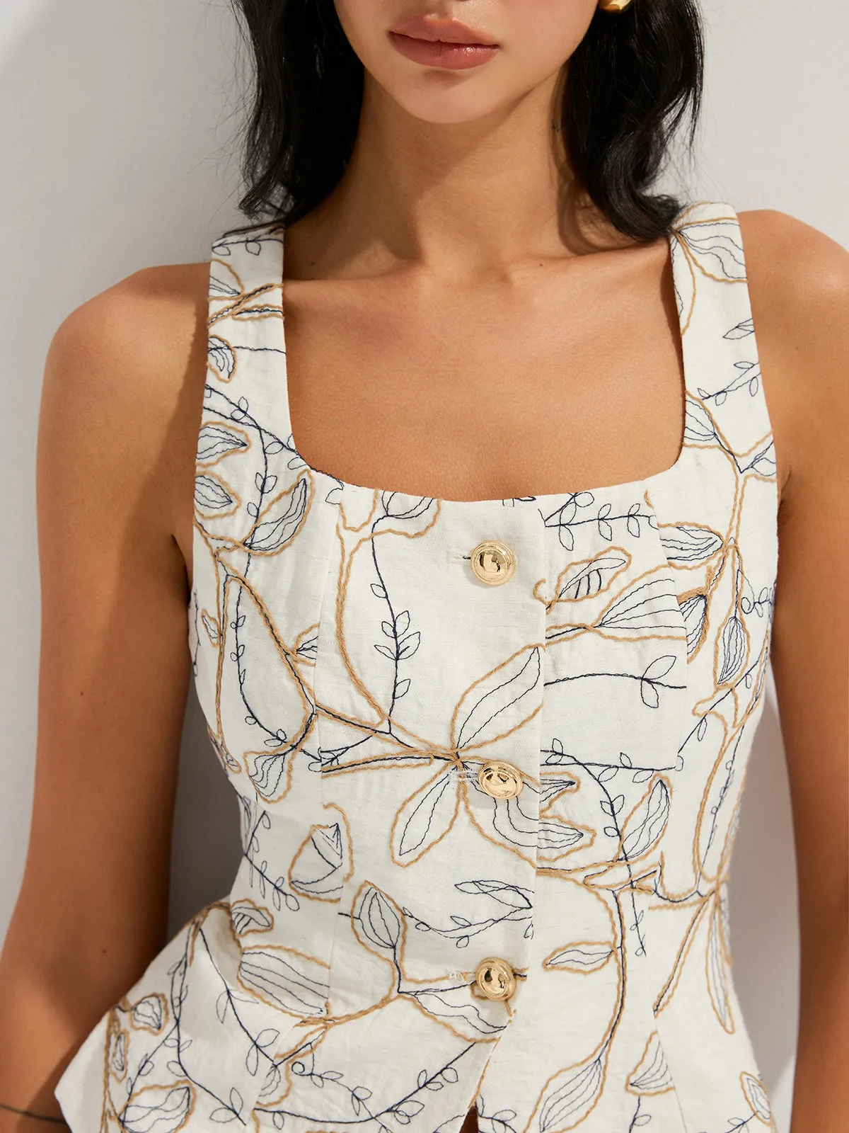 Embroidered Floral Square Neck Tank Top sold by COMMENSE product image thumbnail 2