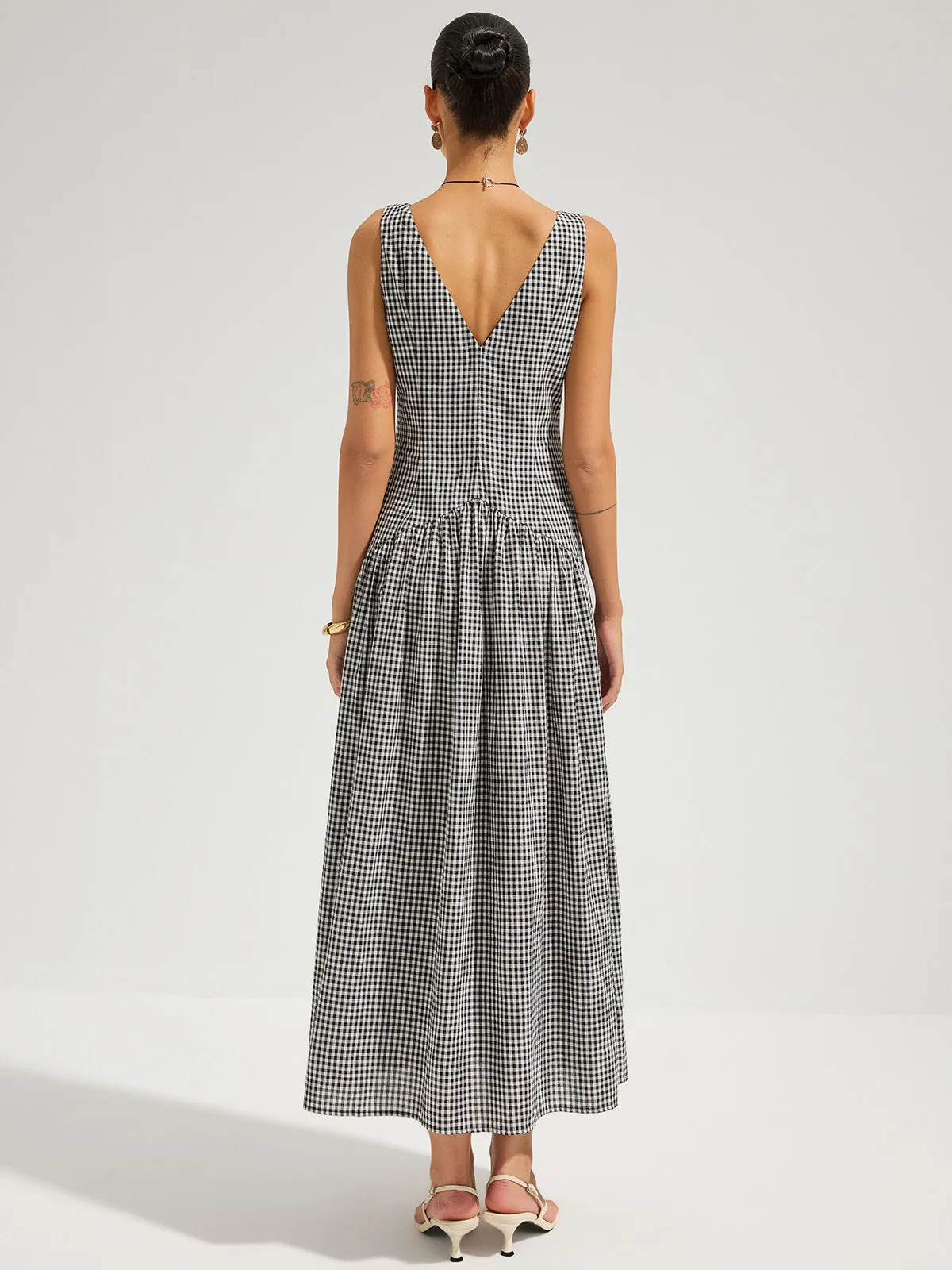 Gingham Cotton Sleeveless V-Neck Maxi Dress sold by COMMENSE product image thumbnail 3