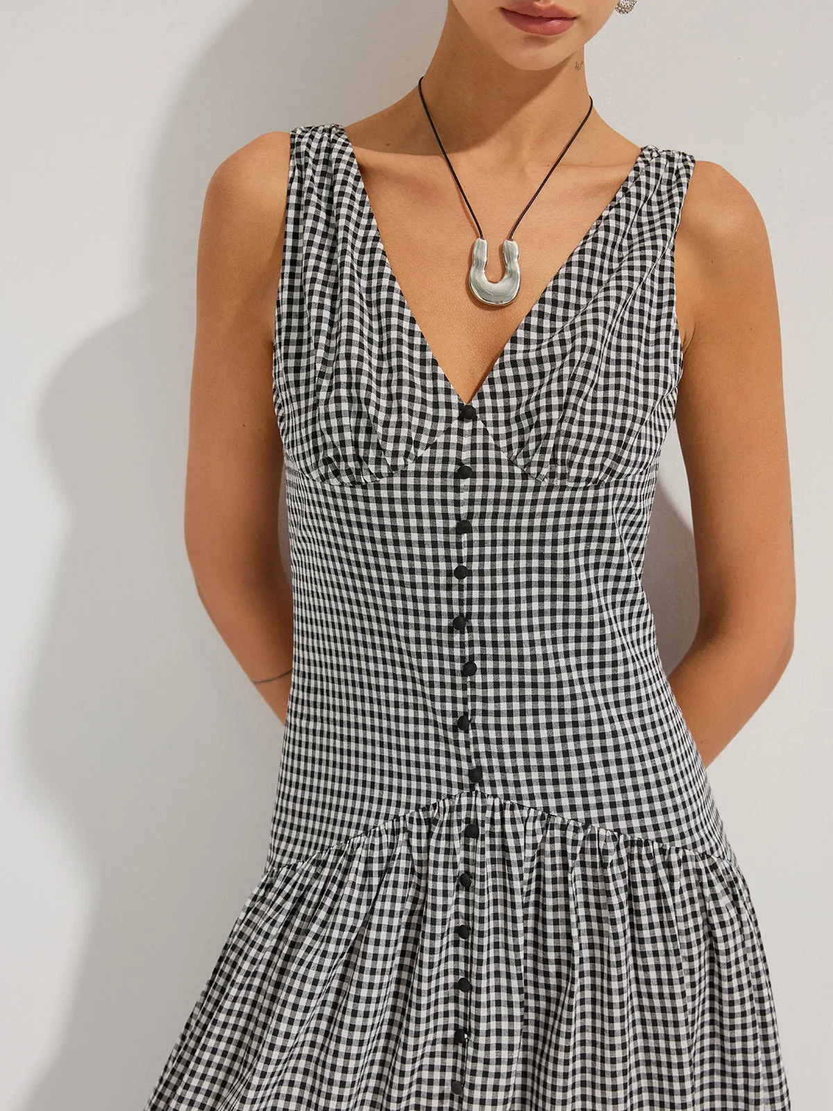 Gingham Cotton Sleeveless V-Neck Maxi Dress sold by COMMENSE product image thumbnail 2