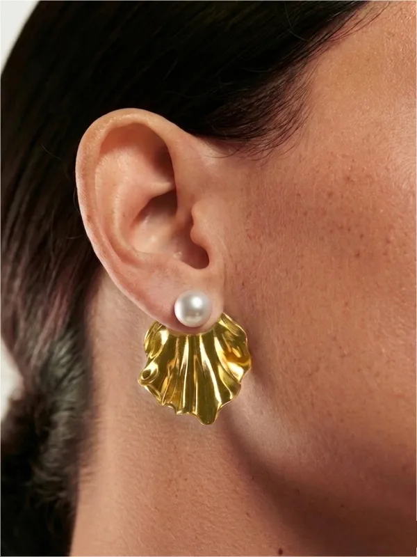 Pearl Shell Shaped Stud Earrings made by COMMENSE