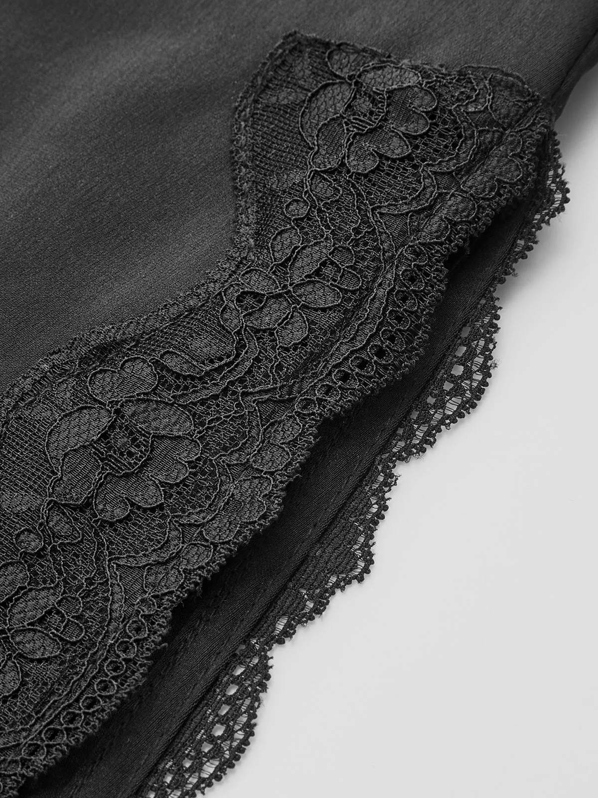 Short Sleeve Lace Trim Midi Dress sold by COMMENSE product image thumbnail 4