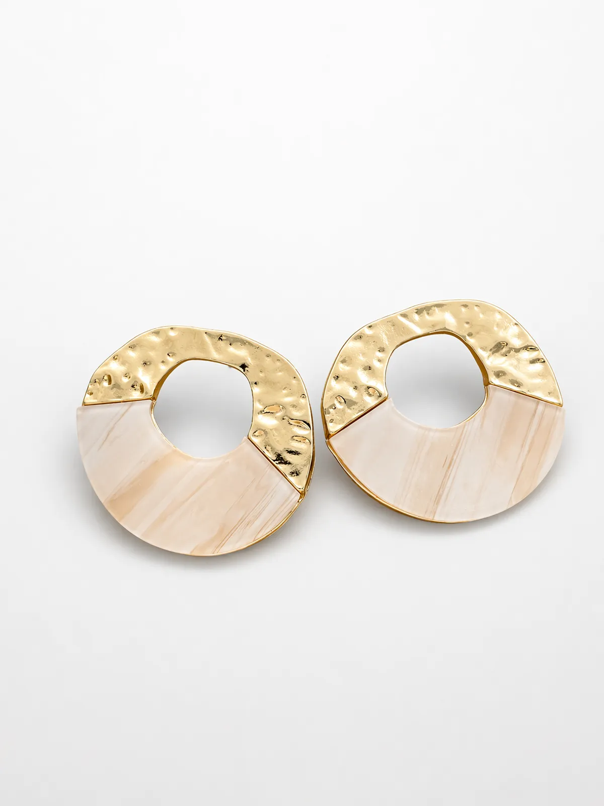 Hammered Circle Statement Earrings sold by COMMENSE product image thumbnail 2