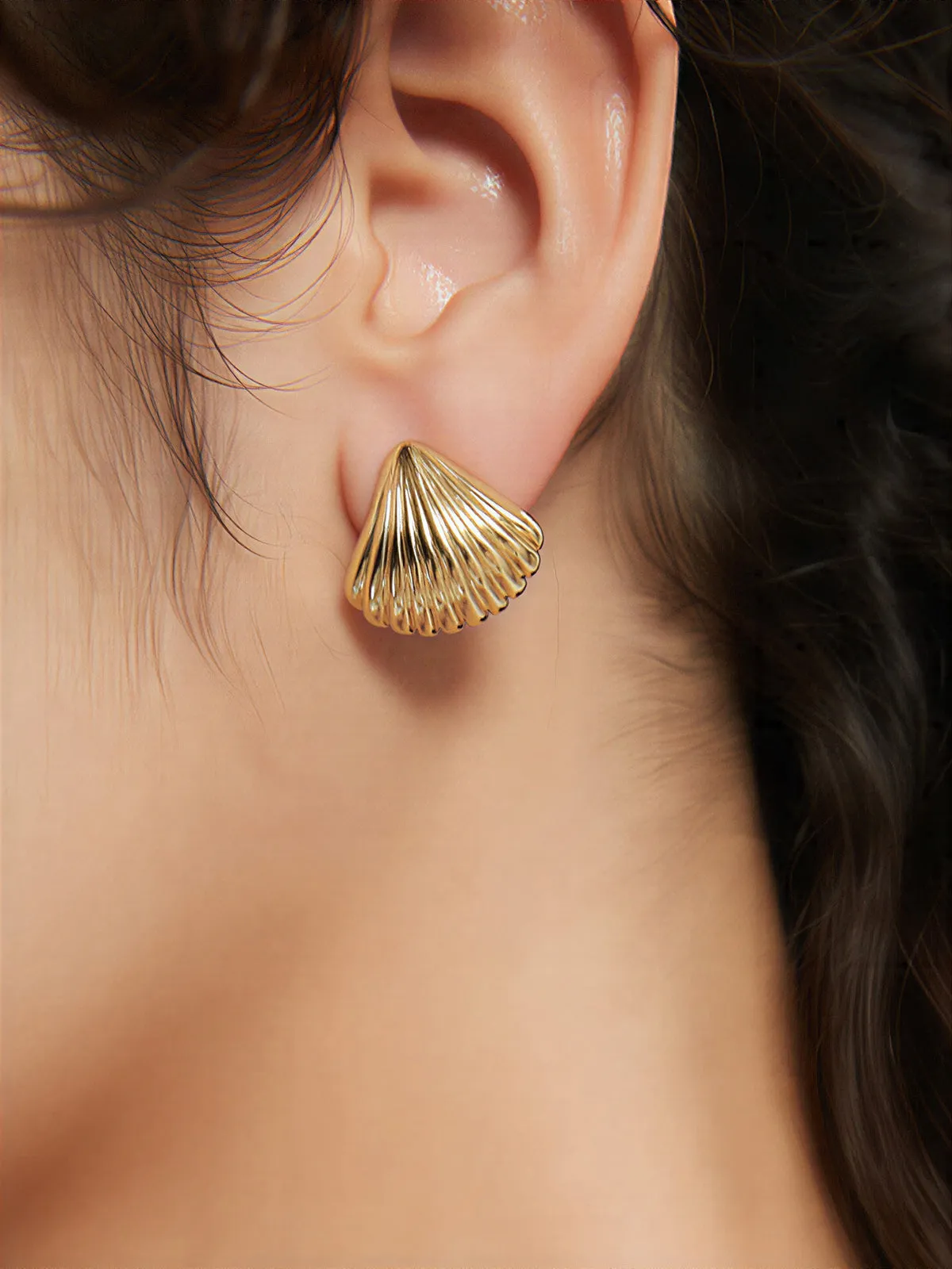 Scallop Shell Stud Earrings sold by COMMENSE product image thumbnail 2