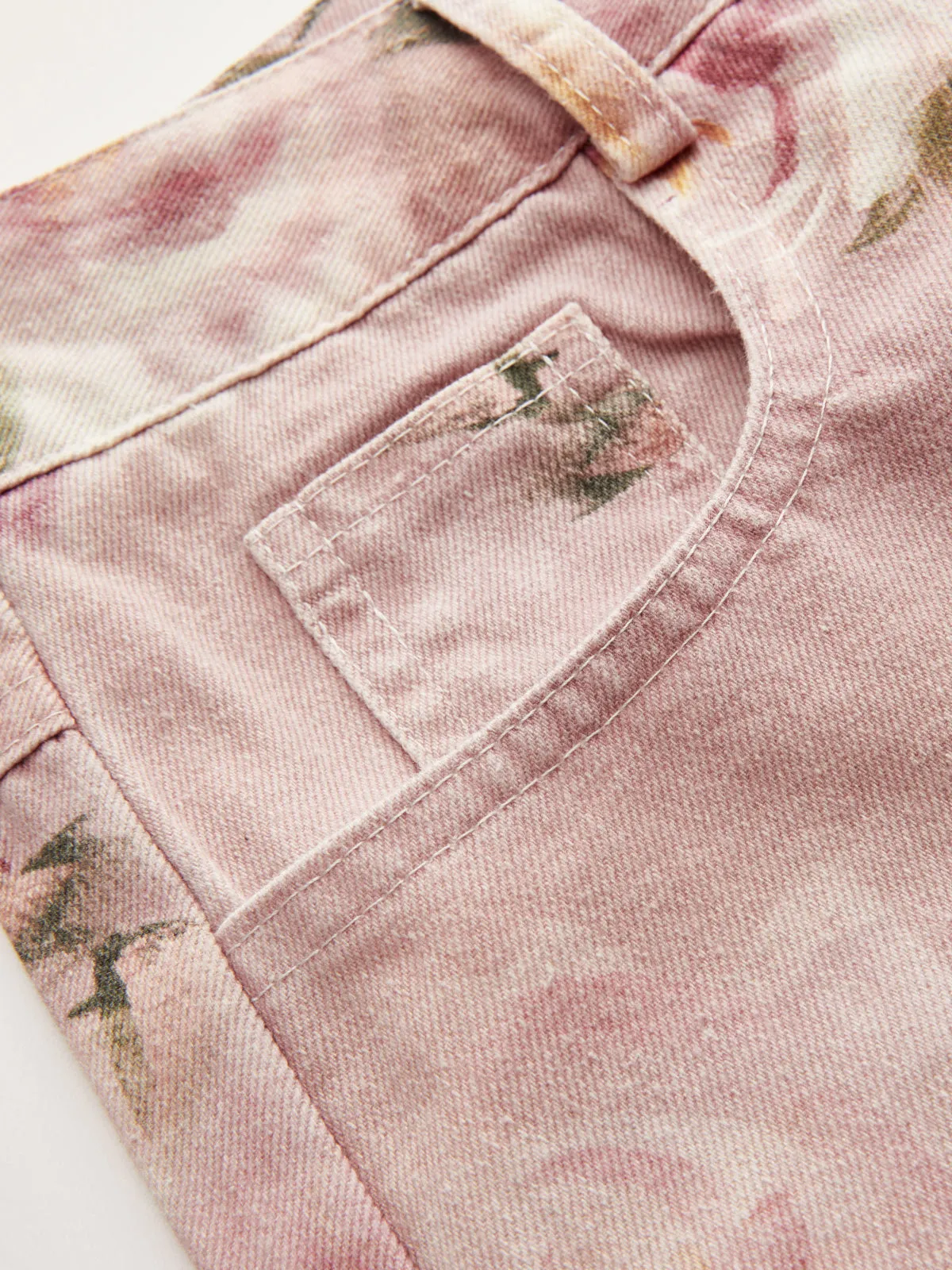 Mid-Waist Rose Print Wide Leg Denim Pants sold by COMMENSE product image thumbnail 3