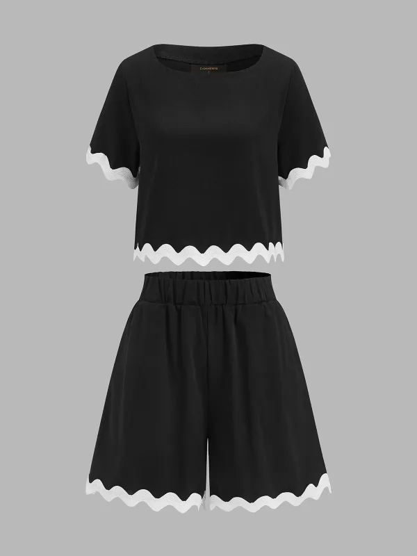 Contrast Scallop Trim Short Sleeve Top & Shorts Set made by COMMENSE