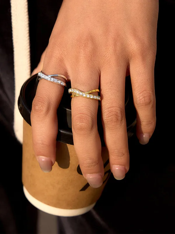 Crisscross Cubic Zircon Band Rings made by COMMENSE