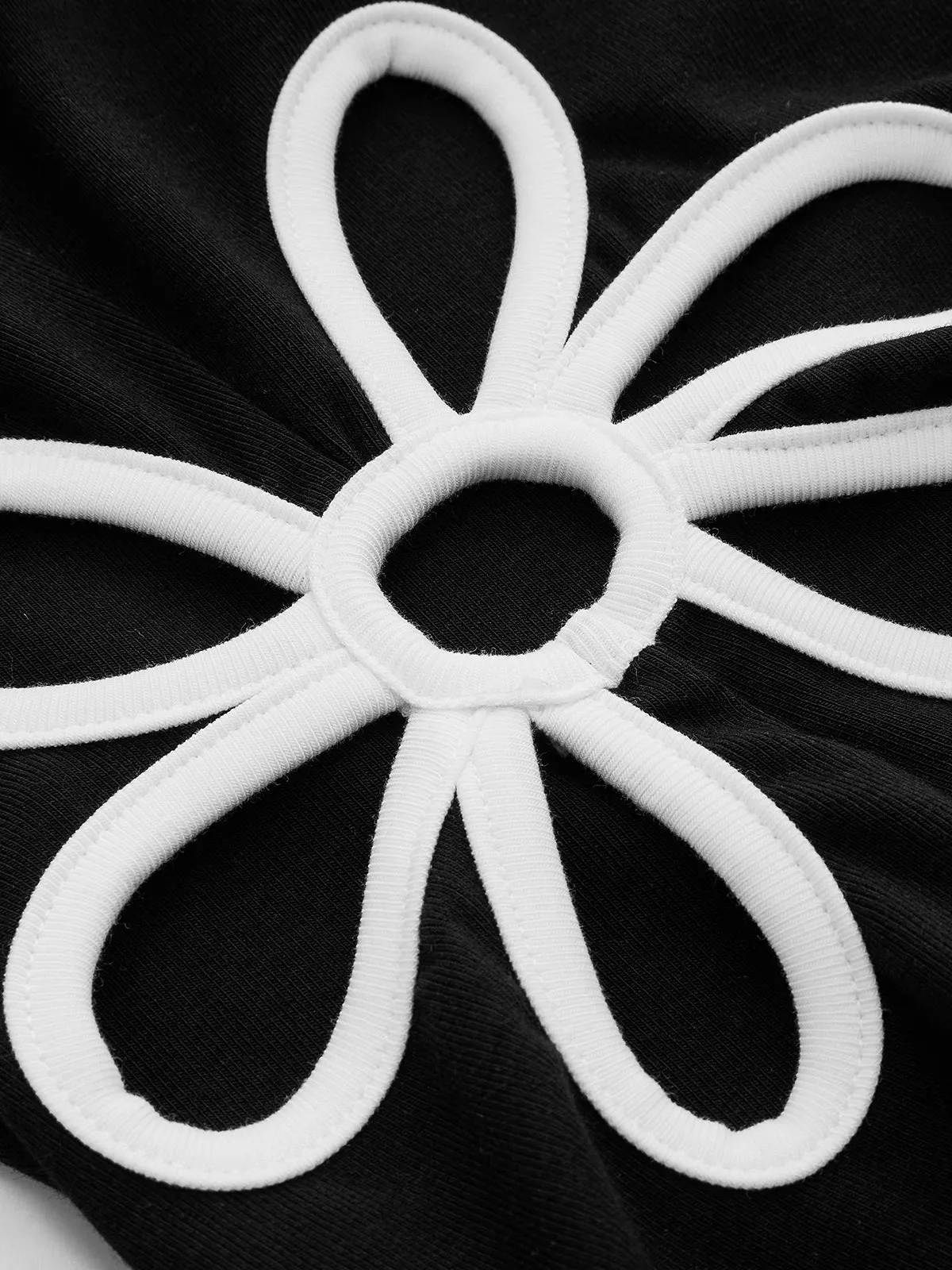 Flower Cutout Sleeveless Fitted Top sold by COMMENSE product image thumbnail 5