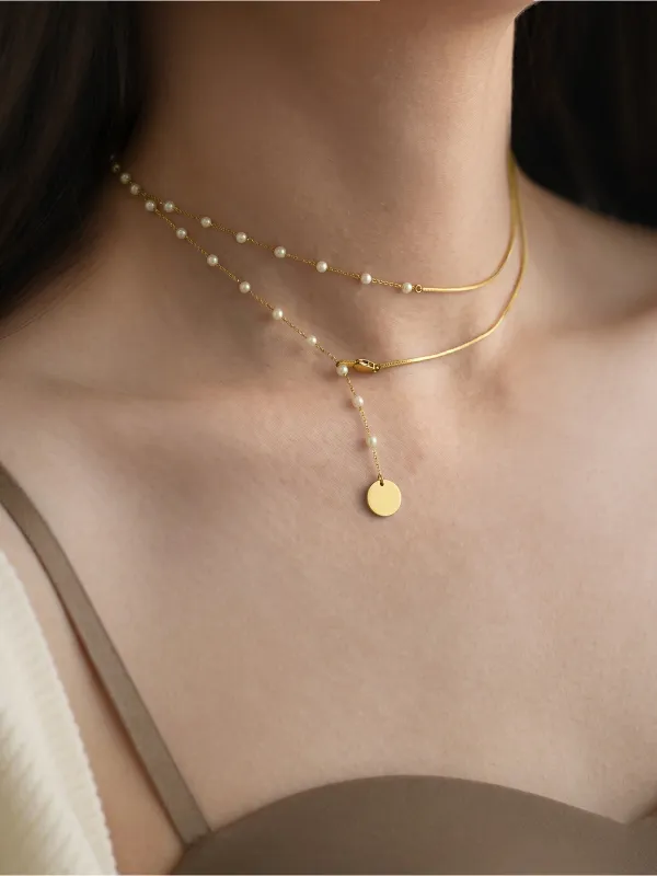 Double Layered Pearl Disc Pendant Necklace made by COMMENSE