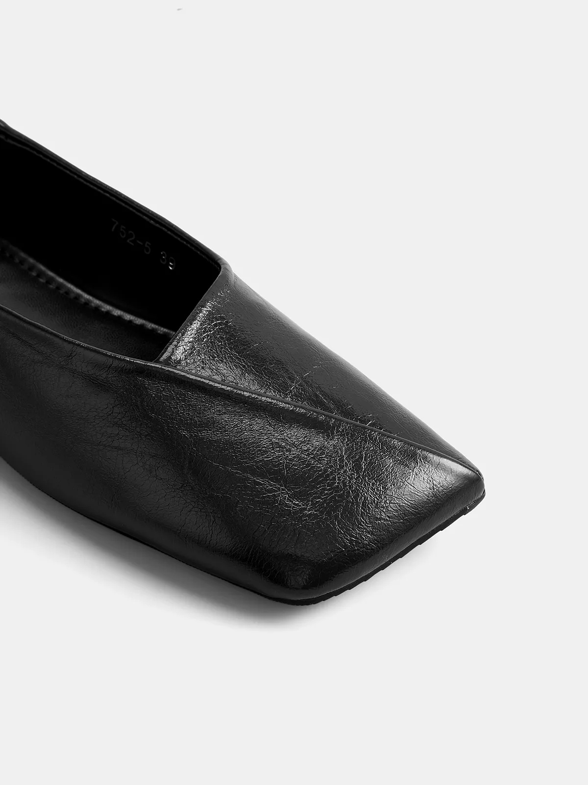 Square Toe Casual Flat Shoes sold by COMMENSE product image thumbnail 4
