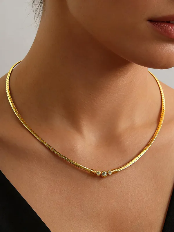 Minimalist Diamond Omega Chain Necklace made by COMMENSE