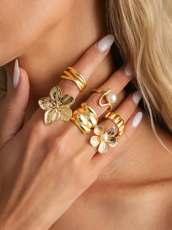 6pcs Flower Pearl Stacked Rings Set made by COMMENSE