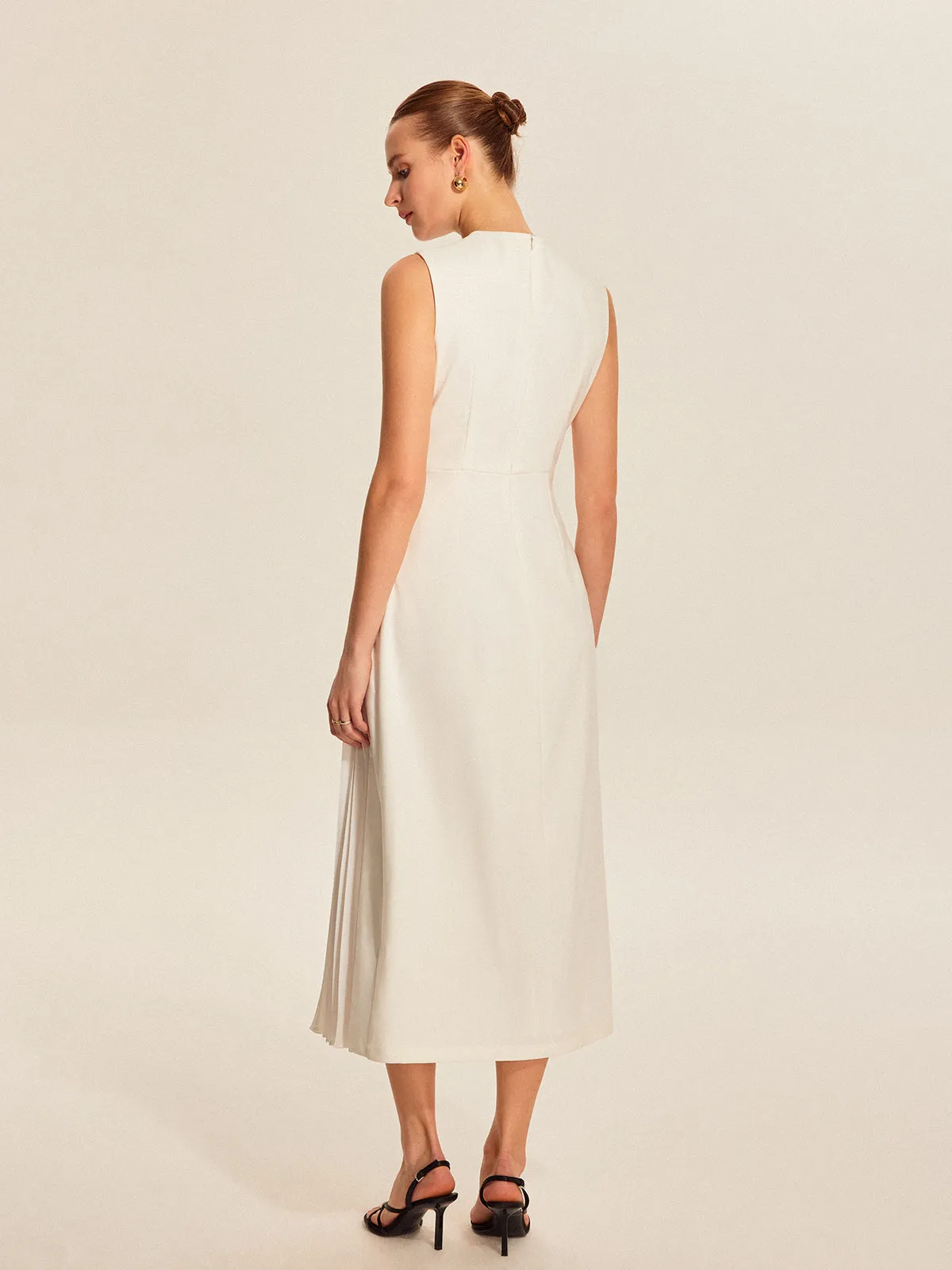 Sleeveless Pleated Midi Dress in Updated Fabric sold by COMMENSE product image thumbnail 4