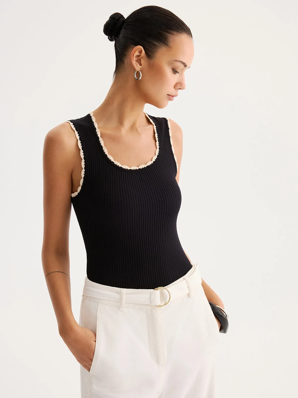 Ribbed Scallop Trim Knit Tank Top sold by COMMENSE product image thumbnail 2