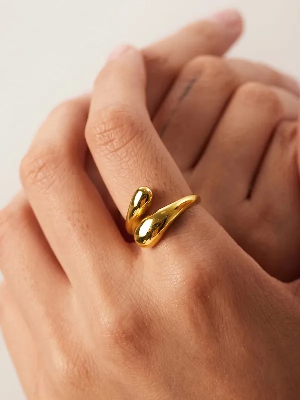 Minimalist Teardrop Open Ring made by COMMENSE