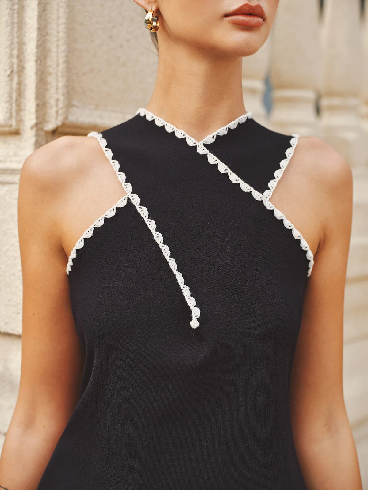 Scalloped Trim Asymmetric Knit Tank Top sold by COMMENSE product image thumbnail 3