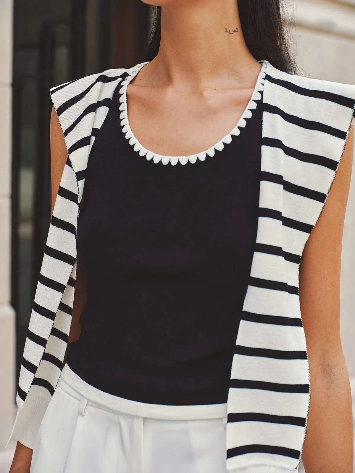 Scalloped Trim Knit Tank Top with Striped Shawl sold by COMMENSE product image thumbnail 2