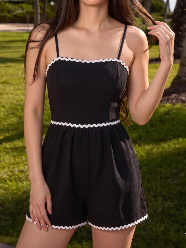 Contrast Wavy Trim Cami Romper made by COMMENSE