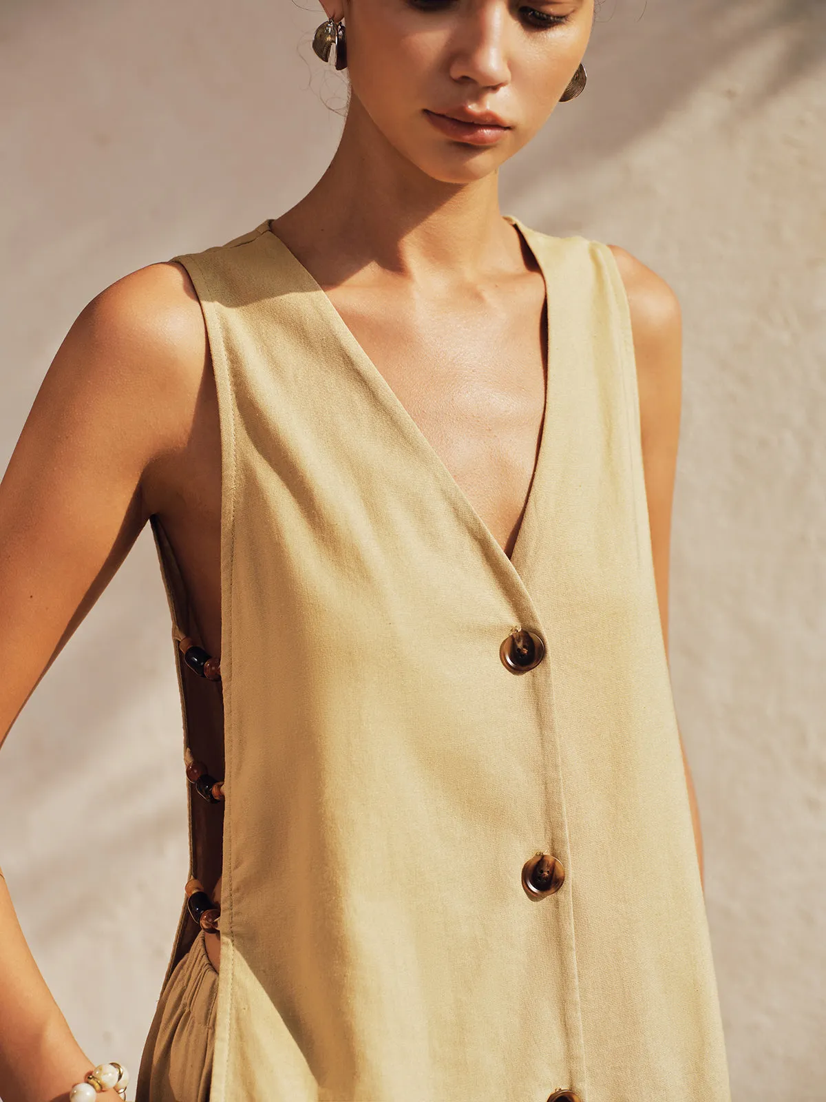 Side Bead Cutout Linen Blend Vest & Shorts Set sold by COMMENSE product image thumbnail 4