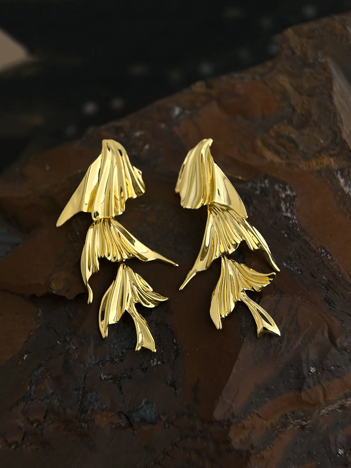 Ginkgo Leaf Dangle Earrings sold by COMMENSE product image thumbnail 3