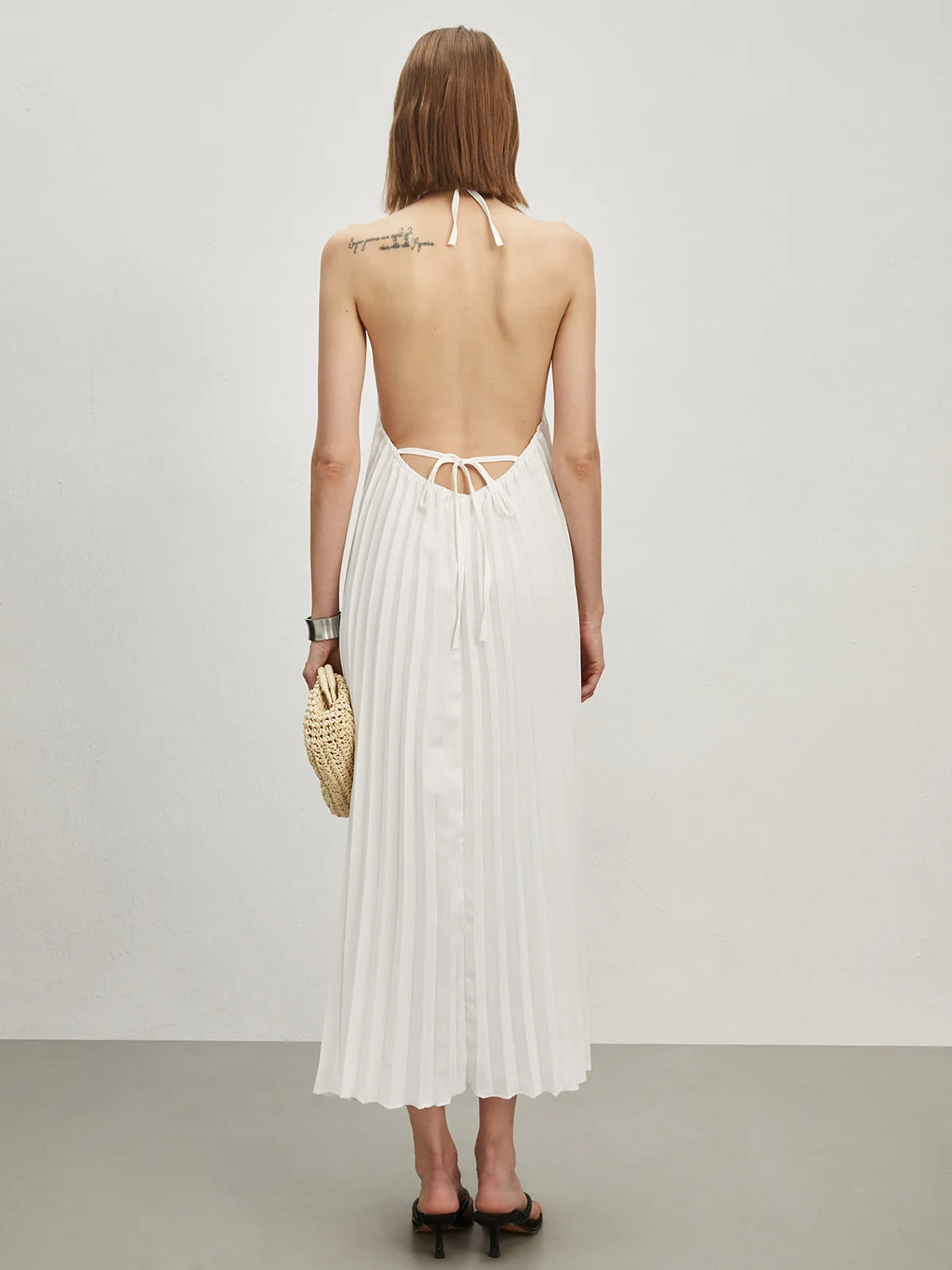 Tie-Back Open Back Pleated Long Dress sold by COMMENSE product image thumbnail 4