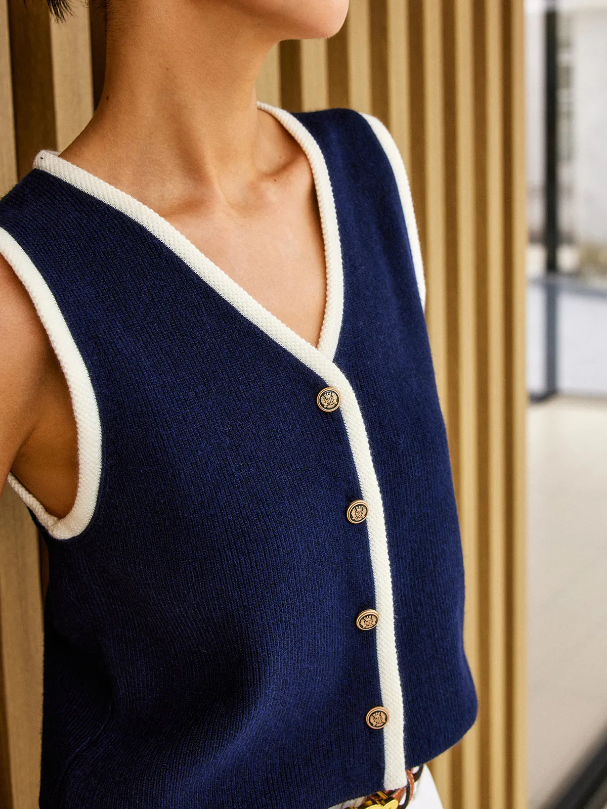 Contrast Binding Golden Button Sweater Vest sold by COMMENSE product image thumbnail 5