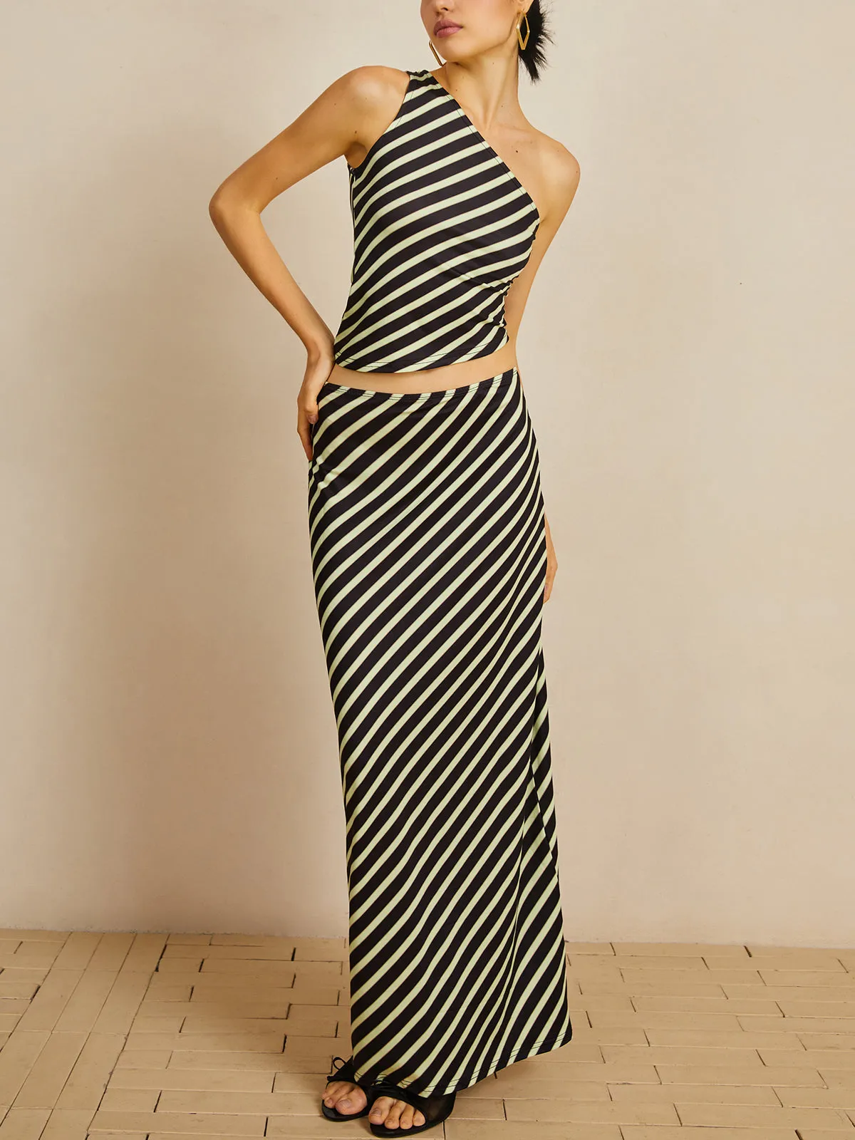 Asymmetrical Striped Skirt Set sold by COMMENSE product image thumbnail 5