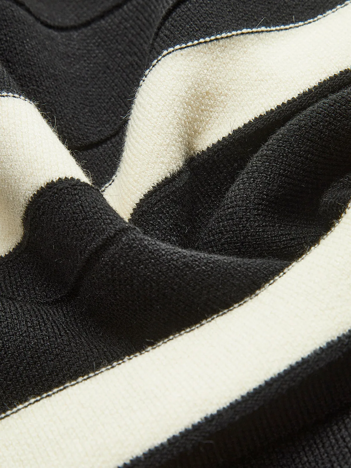 Color Block Knit Midi Skirt sold by COMMENSE product image thumbnail 4