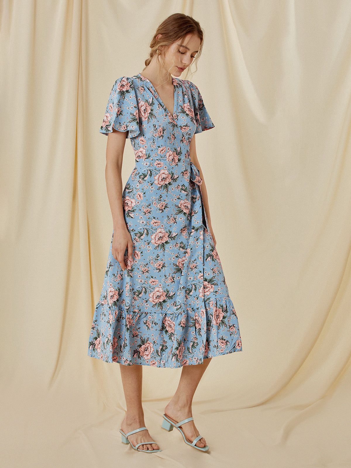 Sweetheart Floral Wrap Slit Dress sold by COMMENSE product image thumbnail 4