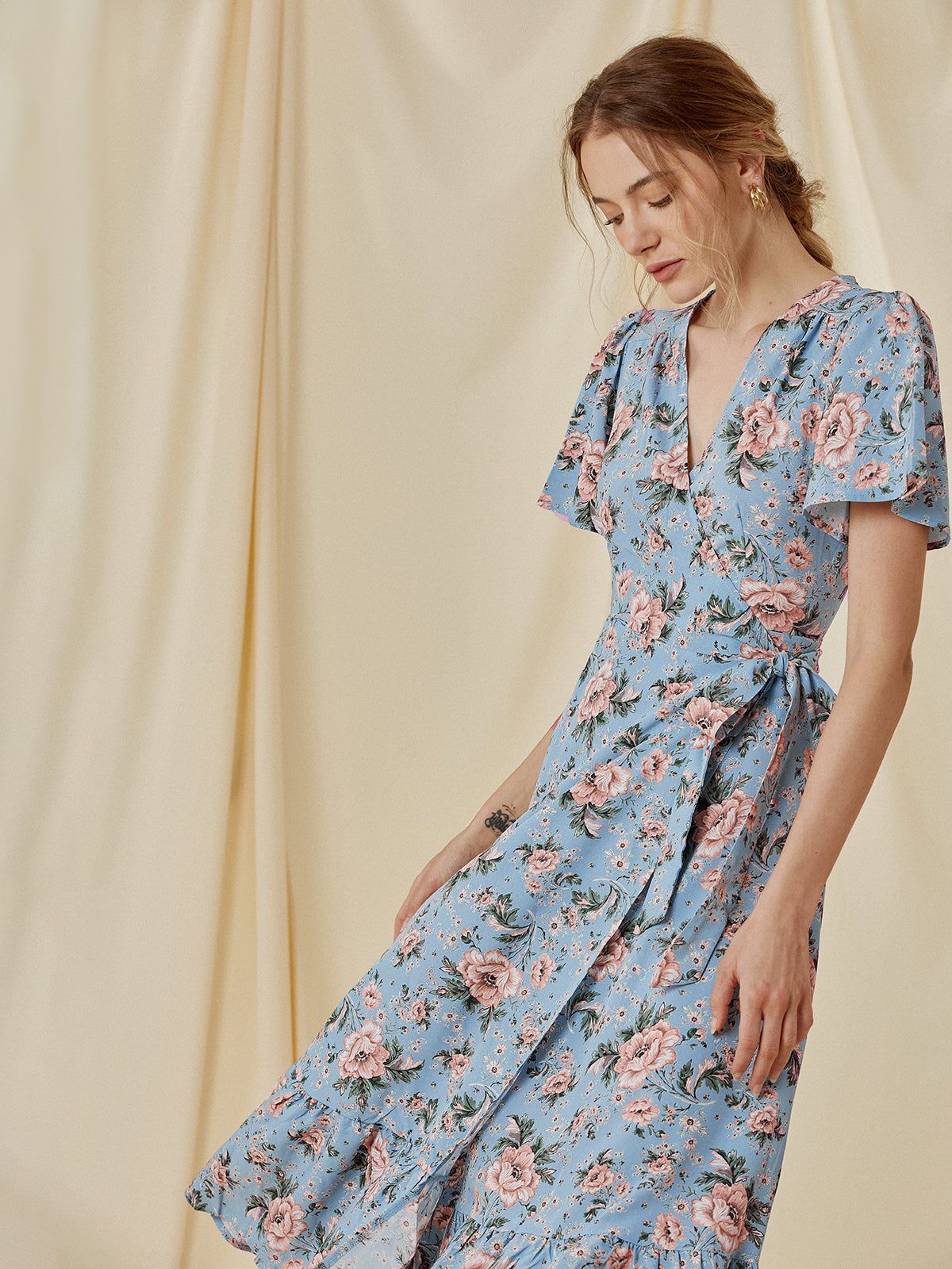 Sweetheart Floral Wrap Slit Dress sold by COMMENSE product image thumbnail 2