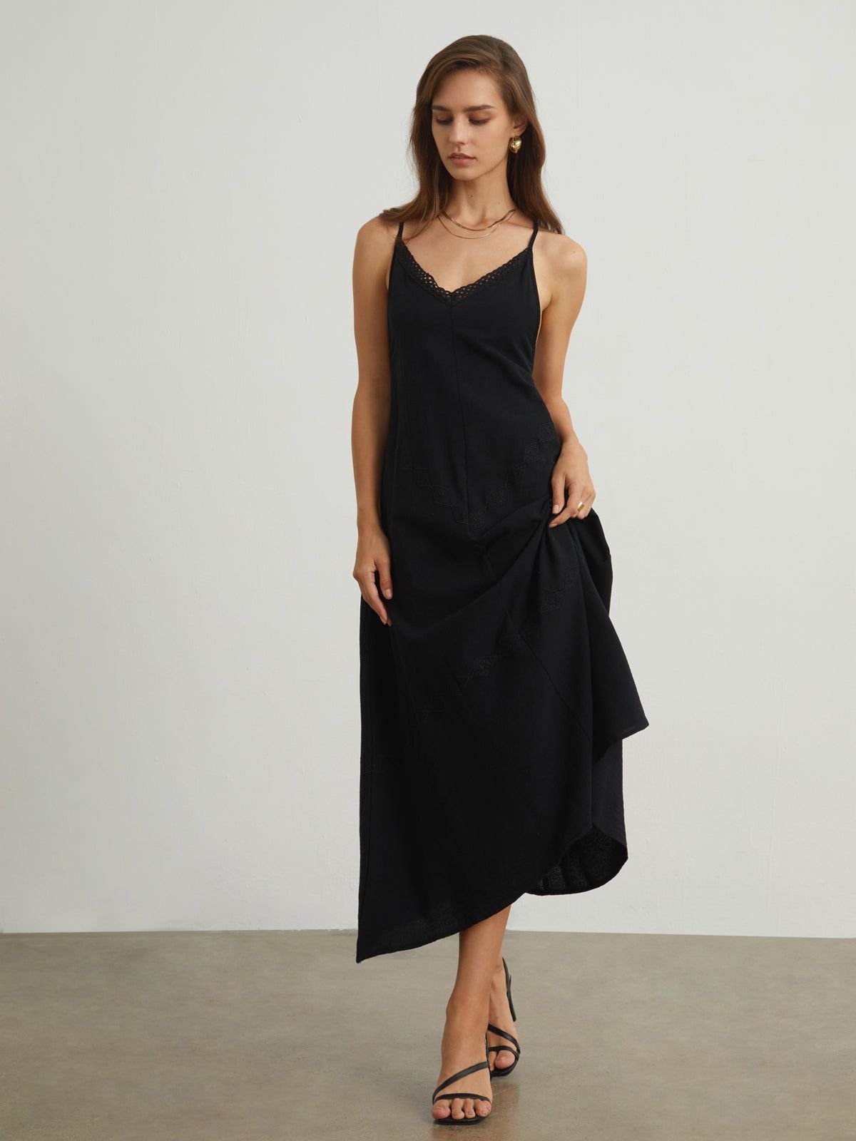 Eyelet Trim Open Back Midi Dress sold by COMMENSE product image thumbnail 4